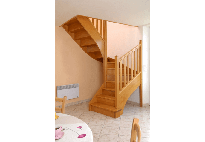 Escalier 1/2 tournant en bois exotique